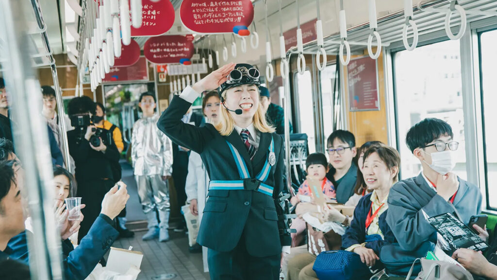 大阪・関西万博の開催まであと1年！ 特別ルートで沿線をつなぐ、イマーシブ列車「EXPO TRAIN 阪急号」イベントリポート