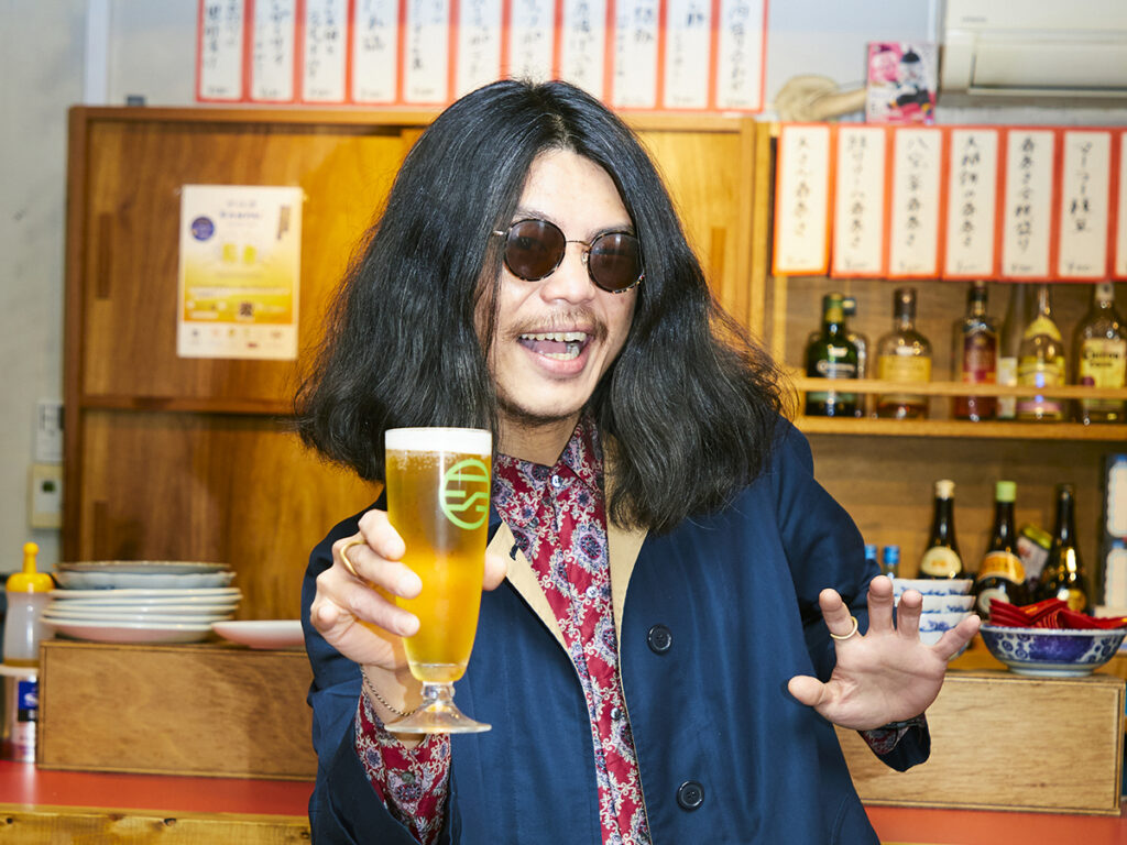 関根デッカオ
